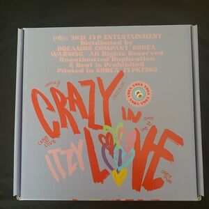 ITZY CRAZY in LOVE The 1st Album